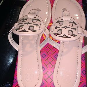 Tory Burch Millers patent baby pink sz 9